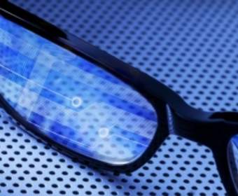 Fujitsu разработали уникальные «умные очки» со встроенным лазером