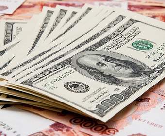Как курс доллара влияет на экономику России