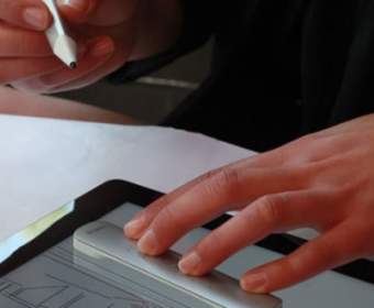 Слухи: Samsung и Apple разрабатывают 12-дюймовые планшеты